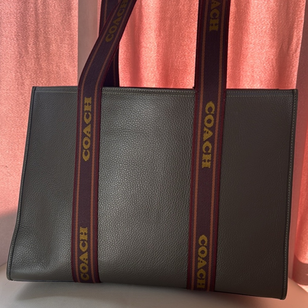 Coach Large Smith Tote